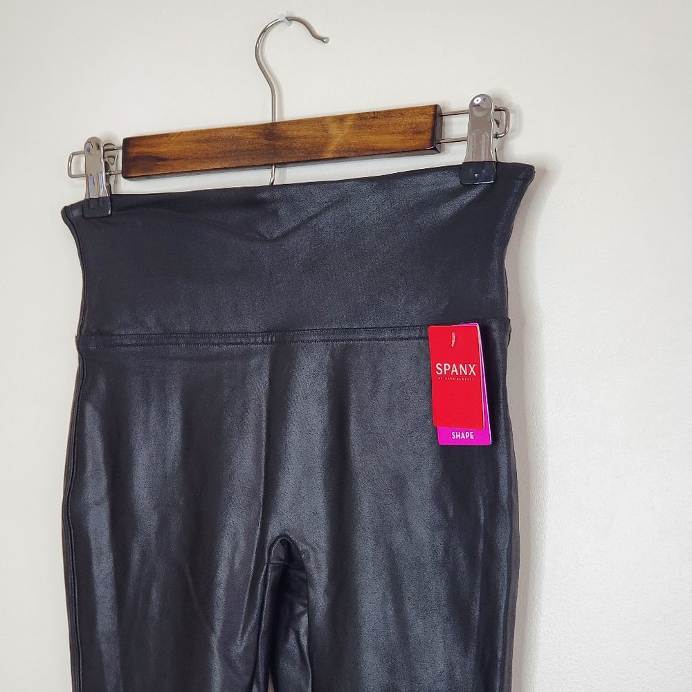 Spanx Faux Leather Leggings | Large